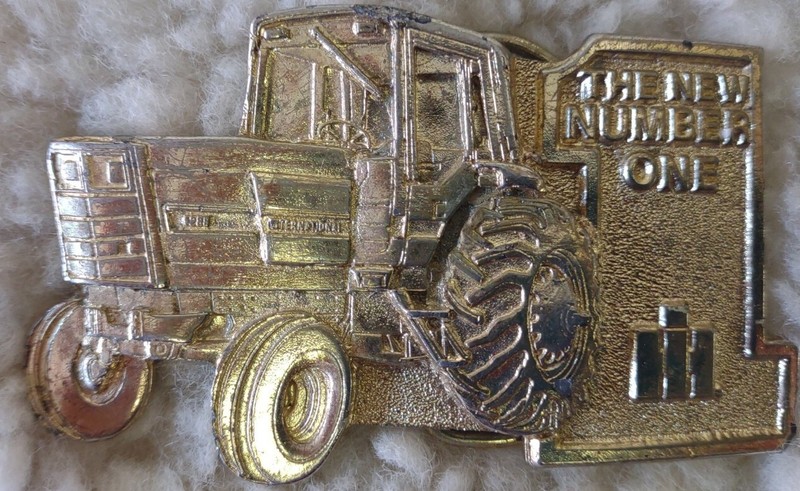 International Harvester IH “The New Number One” Belt Buckle Tractor 5288