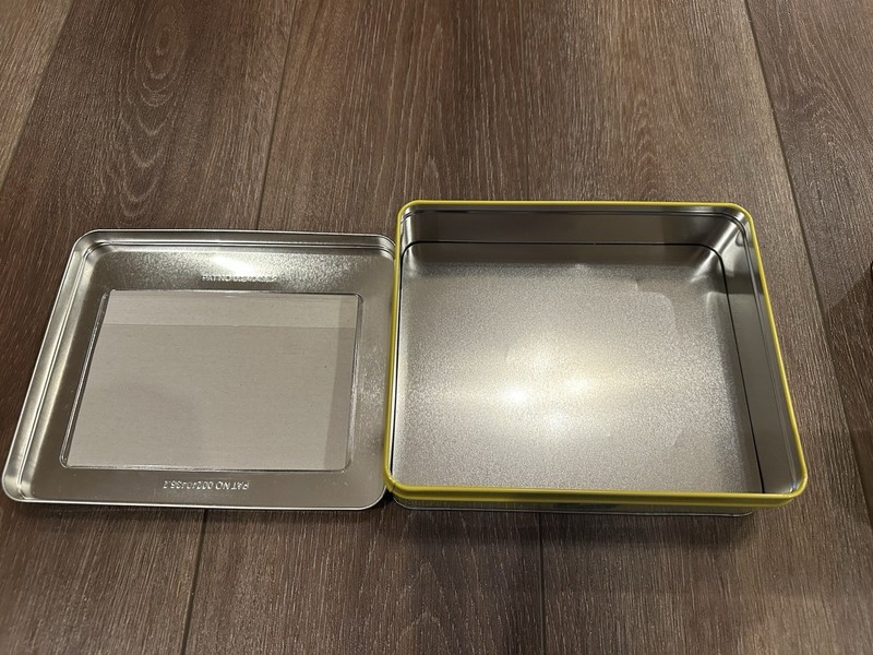 Set Of 2 John Deere Decorative Tins 8x6 In 2005-2007 gallery