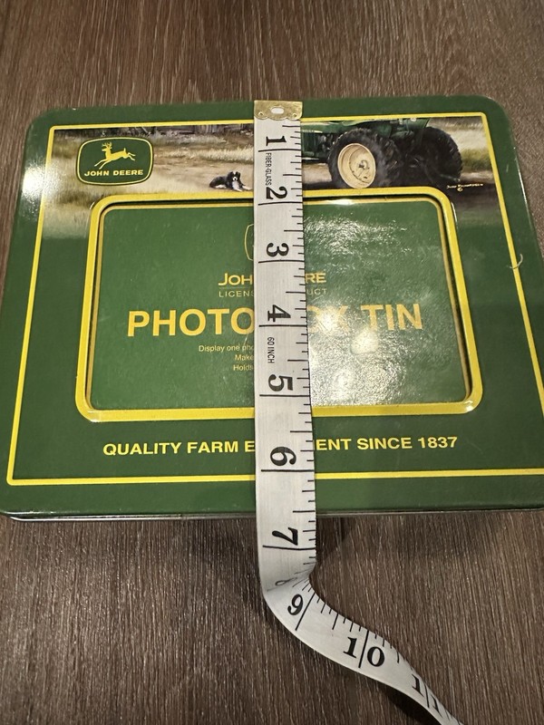 Set Of 2 John Deere Decorative Tins 8x6 In 2005-2007 gallery