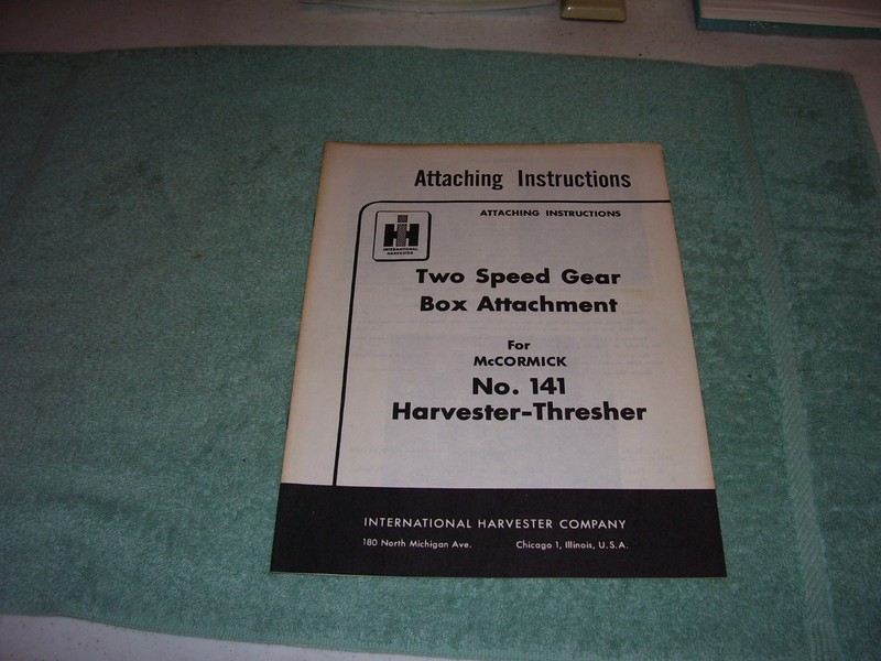 1955 IH McCORMICK 141 HARVESTER-THRESHER 2 SPEED GEAR BOX ATTACHMENT MANUAL