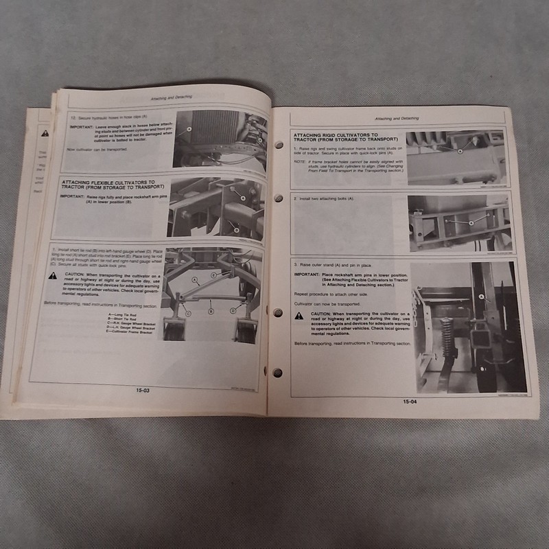 John Deere Row-Crop Cultivators 725 Series Operator's Manual OM-N200013 A4 gallery
