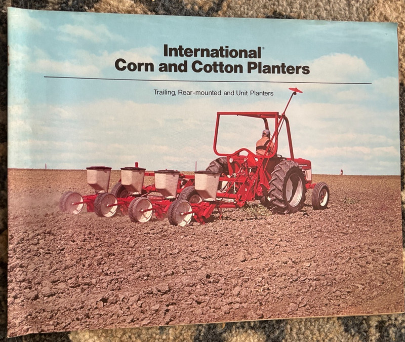 International Harvester Corn & Cotton Planters For 1976 Brochure AMIL26
