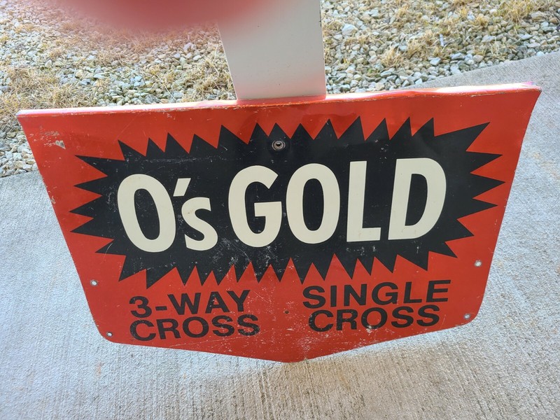 24 x 17.5 O’s Gold 3 Way Single Cross Seed Corn Vintage Metal Adv.Dbl.Sided