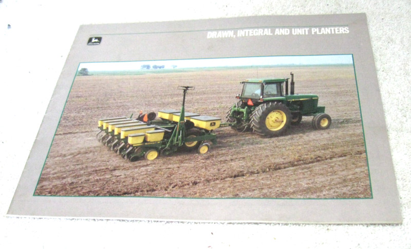 VINTAGE 1987 JOHN DEERE TRACTOR PLANTER BROCHURE 7200 7300 MAX EMERGE 71