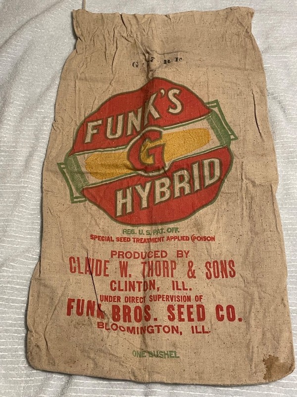 VTG Funk’s G Hybrid Cloth Feed Bag Clinton, IL /Bloomington,IL Funk Bros (read)
