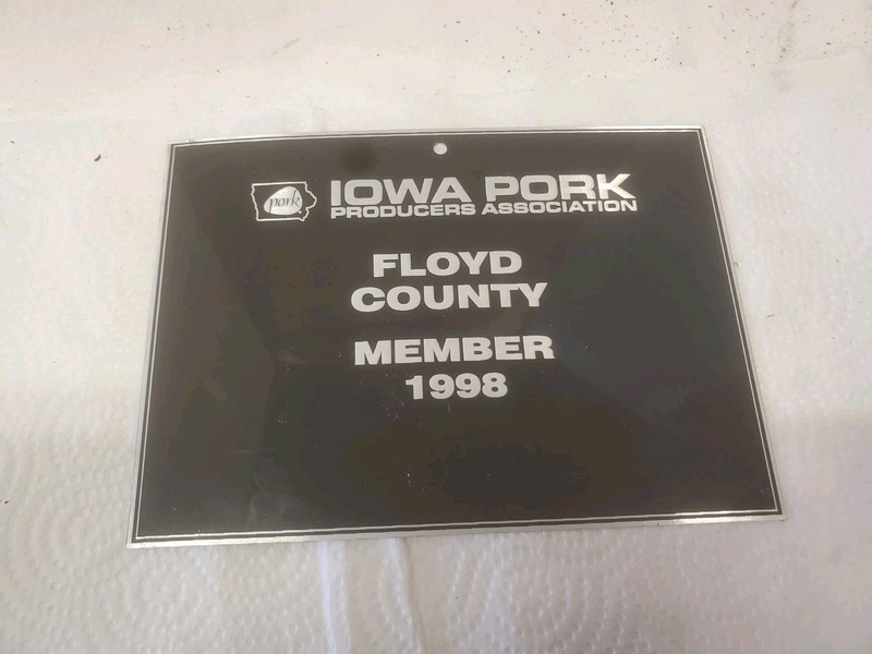 7-1/2″ X 5-1/2″ Metal Sign Iowa Pork Producers Association Floyd County 1998 Pig