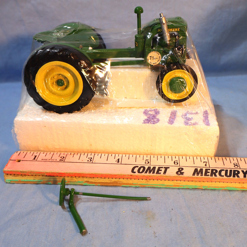 Vintage John Deere Styled Green LA 7th Southern Indiana Farm Toy Show Tractor gallery
