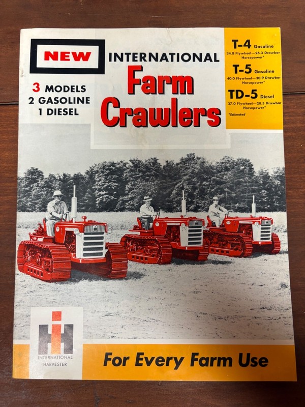 Original International Harvester Farm Crawlers Sales Brochure T-4 T-5 TD-5