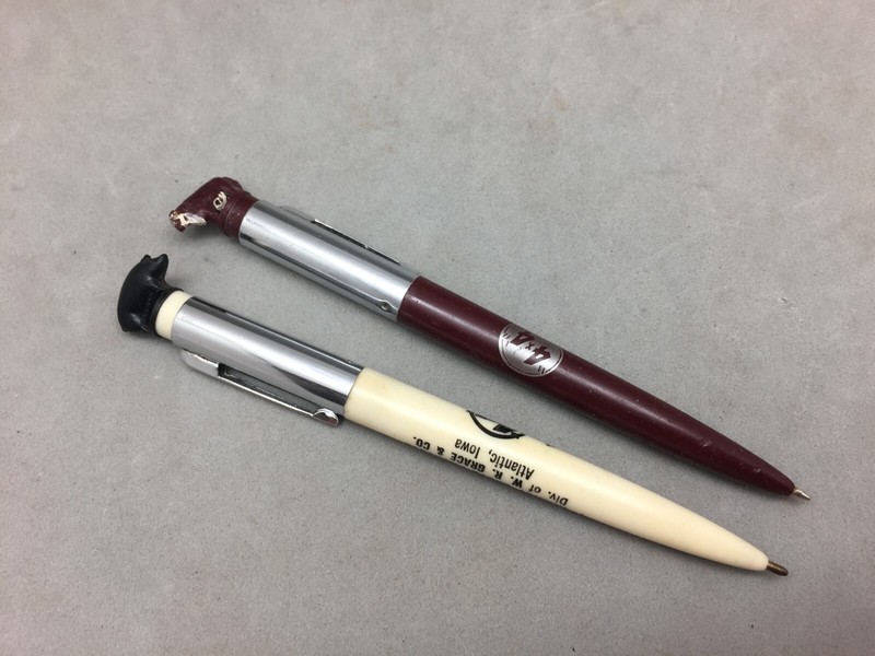 Swine Beef Feed Advertising Pen Lot 2 Pig Cow Topper W.R Grace Atlantic Iowa gallery