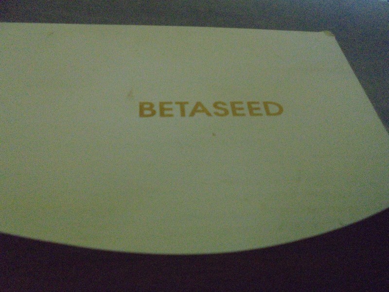 Vintage Box of Six Steak Knives Beta Seed Betaseed Niagara Cutlery gallery