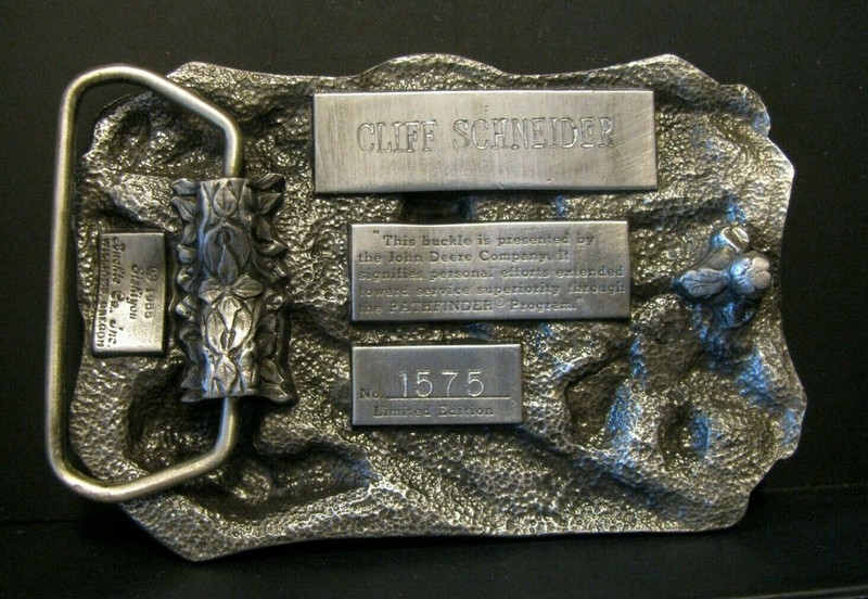 John Deere PATHFINDER Training Belt Buckle LE 1985 jd Tractor Combine Schneider gallery