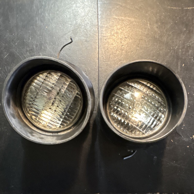 John Deere rubber houses Field/work Lights Guide Rubber Glare Guard Bezels (2)