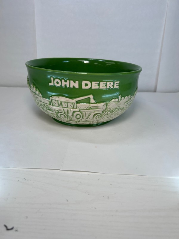 JOHN DEERE STONEWARE BOWL “JOHNNY POPPY TRACTOR” gallery