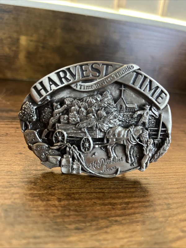 1985 Old Settlers & Threshers Reunion HARVEST TIME Belt Buckle Mt Pleasant Iowa