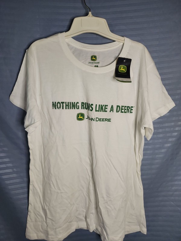 John Deere Men’s White T-Shirt Nothing Runs Like A Deere Graphic Tee 2XL