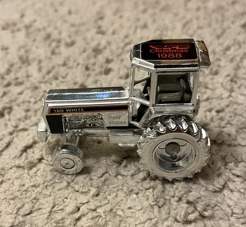 White Farm Equipment 160 Tractor 1988 Christmas Ornament 1/64 Collectible