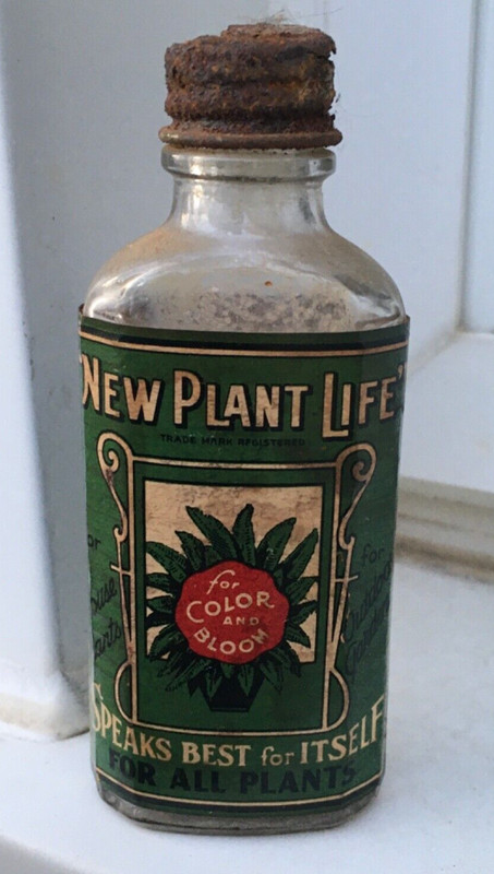Vtg NEW PLANT LIFE 3.5" glass bottle paper label EXCELL Lab Chicago Color Bloom gallery