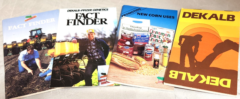 Lot/4 DeKalb-Pfizer Genetics Ag Fact Finder Notebooks 1980-1992 Advertising NOS