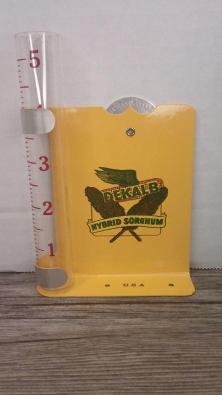 vintage Dekalb seed co. advertising metal rain gauge Hybrid Sorghum NOS Z44