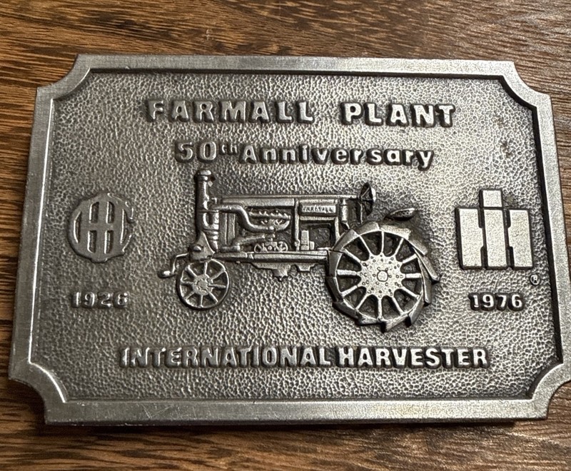 International Harvester 50th Anniversary Farmall Plant Belt Buckle 1926-1976 VIN