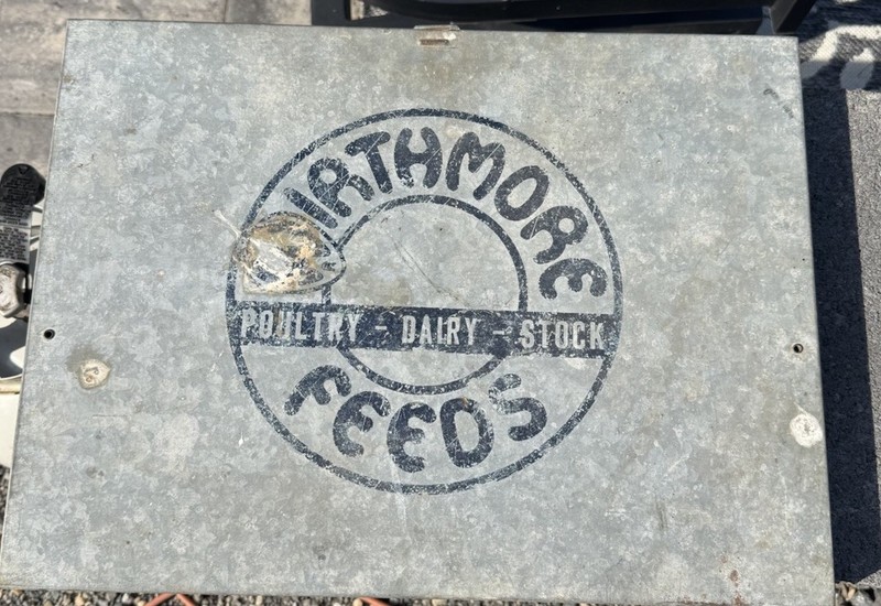 Vintage Wirthmore Feeds Farm Breeding Chart Holder 19.5×14.5 X 1.5” Galvanized