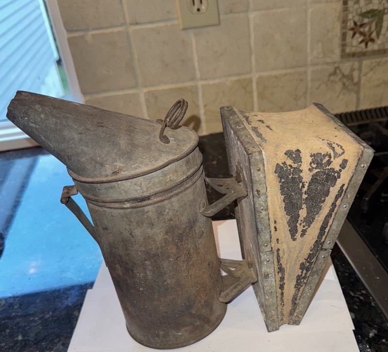 1900’s Bee Smoker The A.I . Root Co .Madena , Ohio