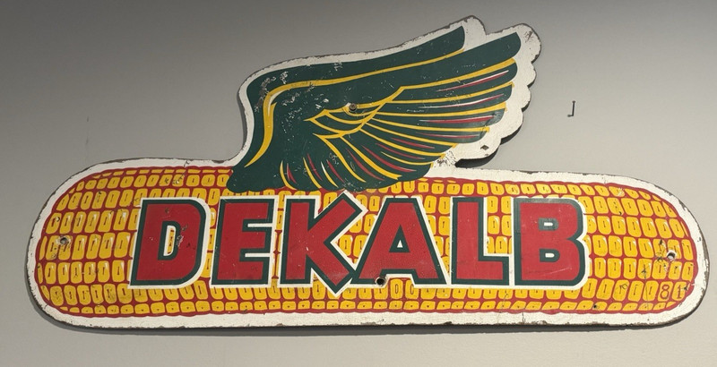 1940s DEKALB SEED CORN PAINTED MASONITE DEALER SIGN FLYING COB FARM (DT