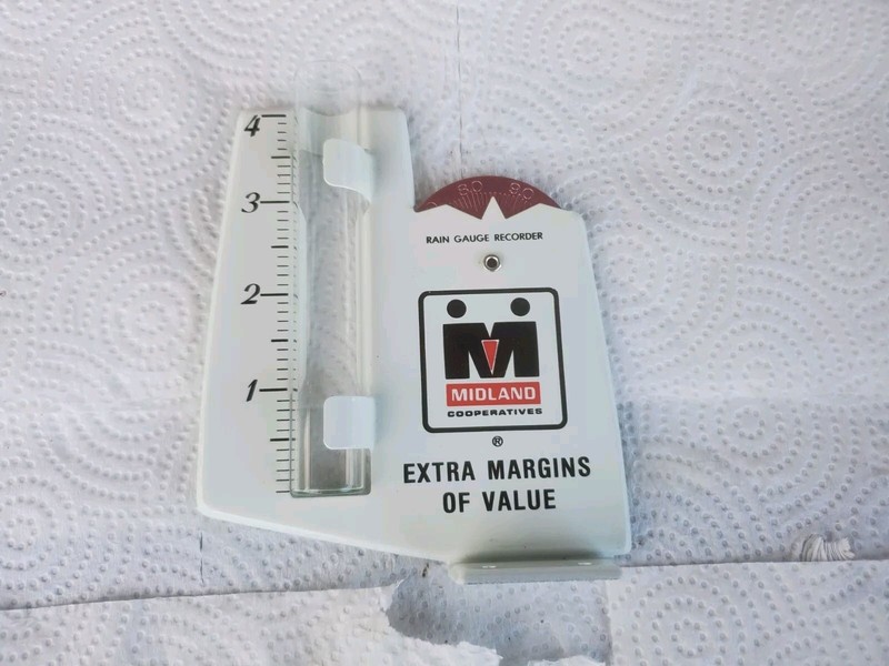 Metal Rain Guage Midland Cooperative Extra Margins Of Value Farm Grain Feed Seed