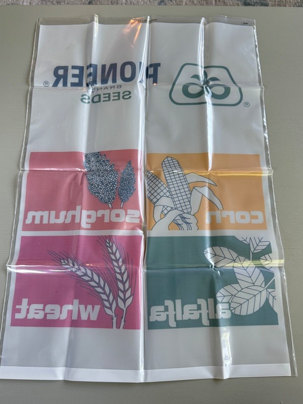 Pioneer Brand Seeds Plastic Bag Sack Corn Sorghum Alfalfa Wheat Unused gallery