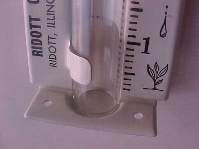 Vintage Rain Gauge - RIDOTT ILLINOIS GRAIN & FERTILIZER PHONE 235-2009 VGC gallery