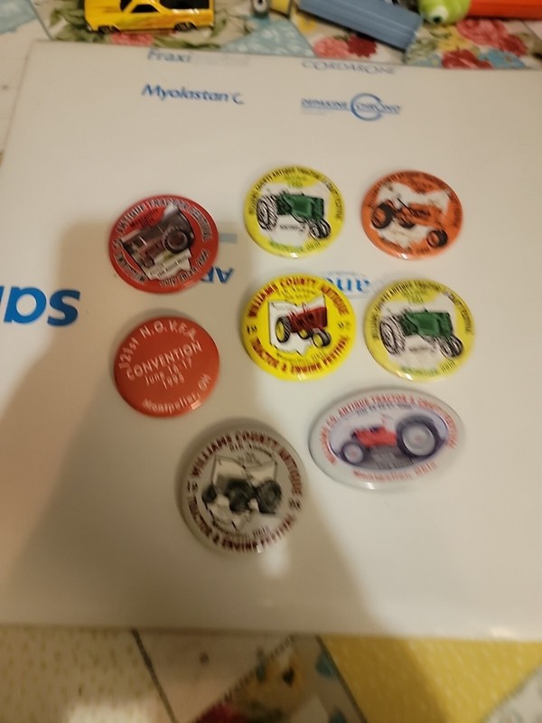 Lot of 8 Vintage Antique Tractor Show Pin-back Buttons Williams Co
