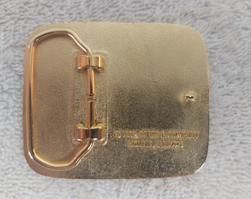 JOHN DEERE FARM TRACTOR AGRICULTURE FARMING FARMER MENS METAL BELT BUCKLE 1992 gallery