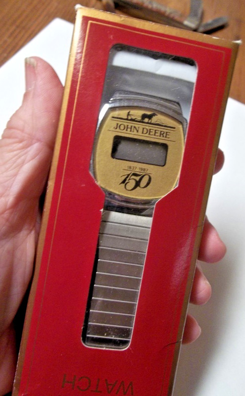 RARE VINTAGE JOHN DEERE 150 YEAR ANNIVERSARY 1837-1987 DIGITAL WATCH BNIB gallery