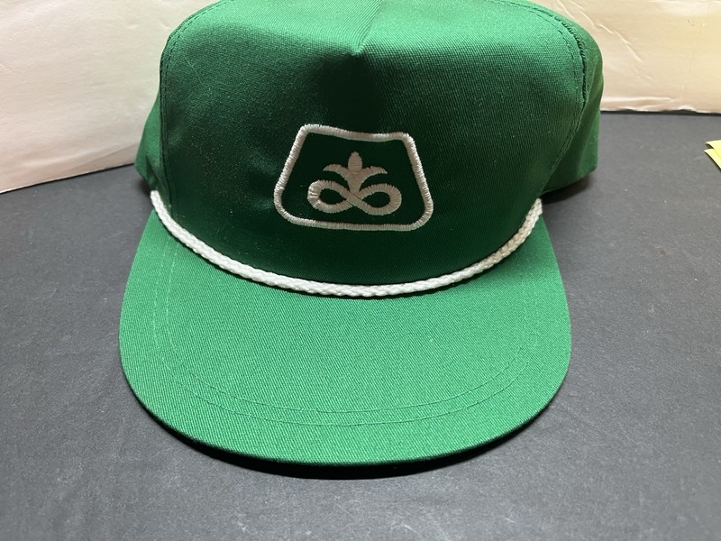 Vtg PIONEER SEED K-Products Green Snapback Trucker Hat-w/Rope Trim & Logo USA