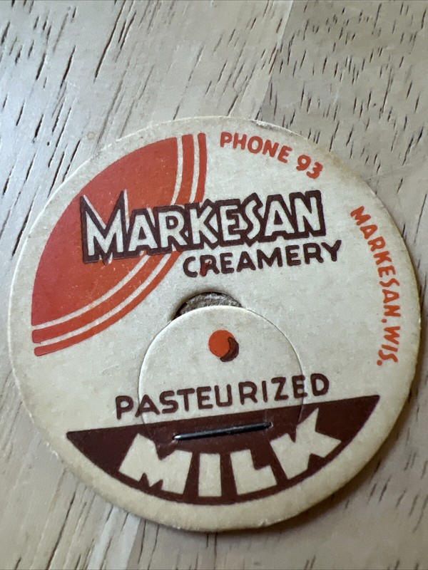 Vintage Markesan Creamery Pasteurized Milk Markesan WIS. Lot Of 2 gallery