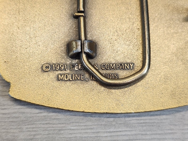 1991 John Deere Maxemerge 2 Belt Buckle Moline, IL Planter Row Unit RARE gallery