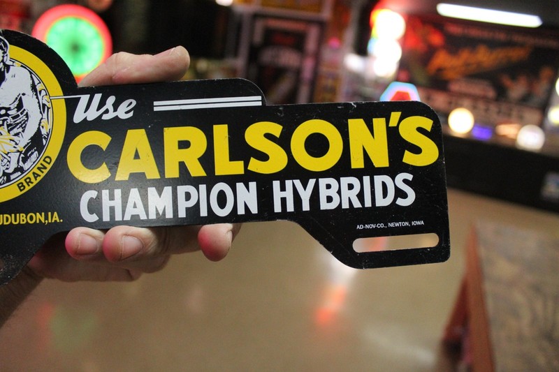RARE 1950's CARLSON'S HYBRIDS SEED CORN PLATE TOPPER PAINTED METAL SIGN FARM GAS gallery
