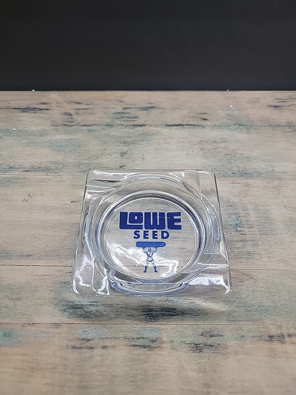 Vintage LOWE SEED Ashtray / Advertising Corn Seed /1125-moba5