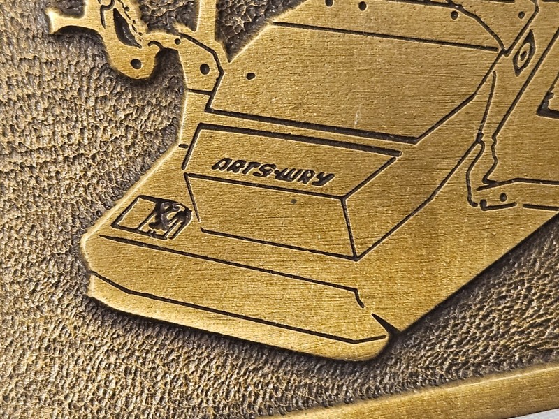 NEW ARTS-WAY REP 1986 FINISH MOWER LIMITED COLLECTORS BELT BUCKLE gallery