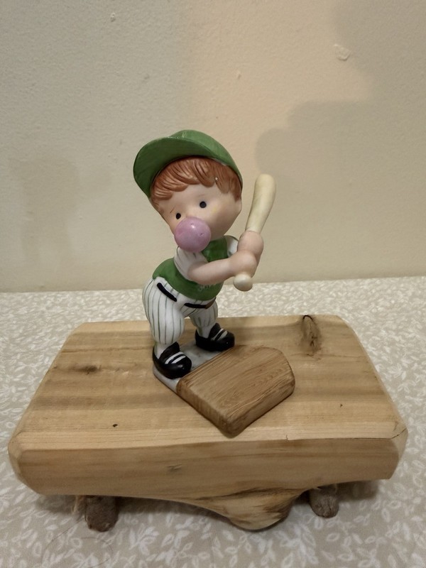 John Deere Friends Baseball Boy “Havin’ A Ball” – 1999 Enesco
