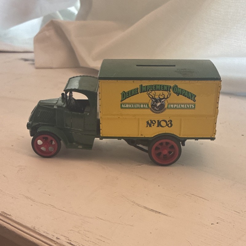 John Deere Deere Implement Company No. 103 Diecast Truck Coin Bank