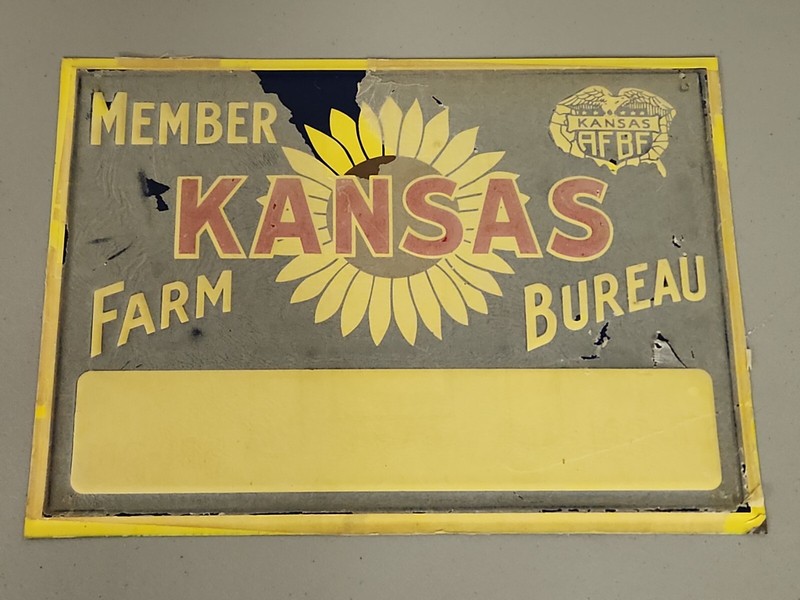 Kansas Farm Bureau Member Sign 13 7/8″ x 9 7/8″ Metal