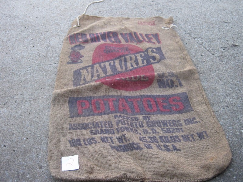 40″x23″ Vtg Red River Valley Nature’s Pride Potatoes Grand Forks ND burlap sack
