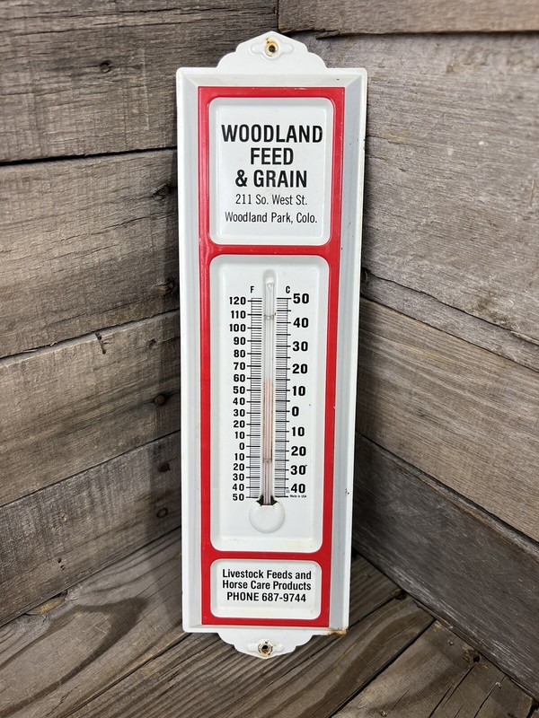 VINTAGE WOODLAND FEED & GRAIN THERMOMETER WORKS WOODLAND PARK COLORADO AS-IS
