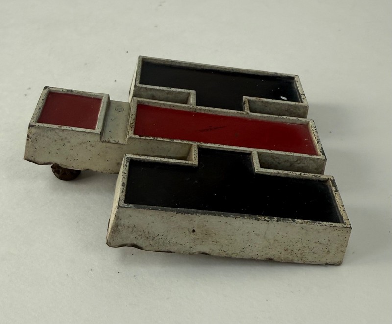 Vintage OEM Genuine IH Metal Emblem International Harvester Tractor PN 368523R4 gallery