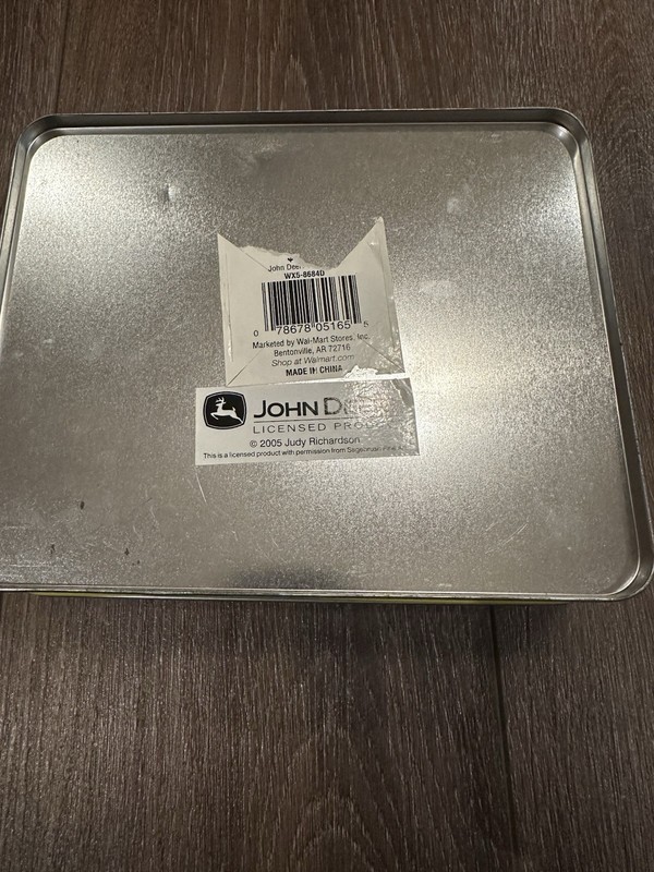 Set Of 2 John Deere Decorative Tins 8x6 In 2005-2007 gallery