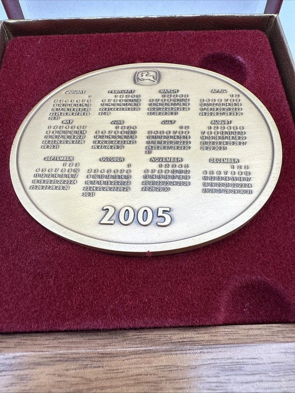 John Deere 2005 Calendar Medallion Timeless Legends Limited Edition gallery