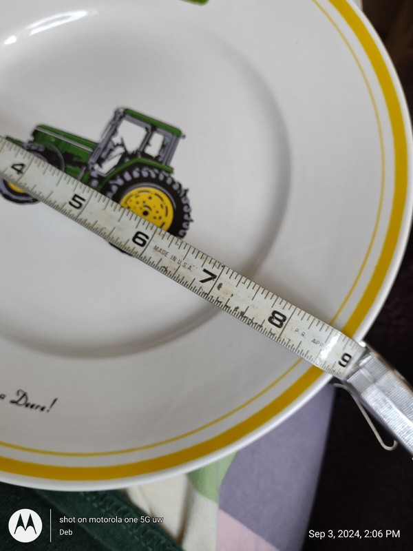 John Deere Tractor Salad Plate 9 inch "Nothing runs like a Deere" by Gibson gallery