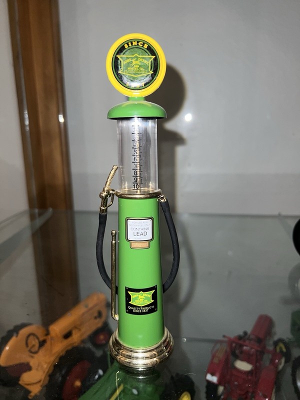 John Deere Diecast Gas Pump Collectible Green Agriculture Model