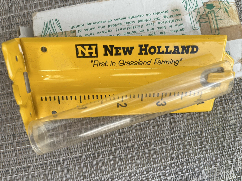 Vintage NOS New Holland Machine Co. Advertising Rain Gauge-Original Box gallery